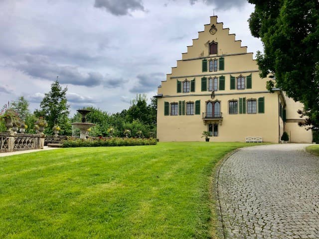 Schloss Rosenau bei Coburg in Rödental